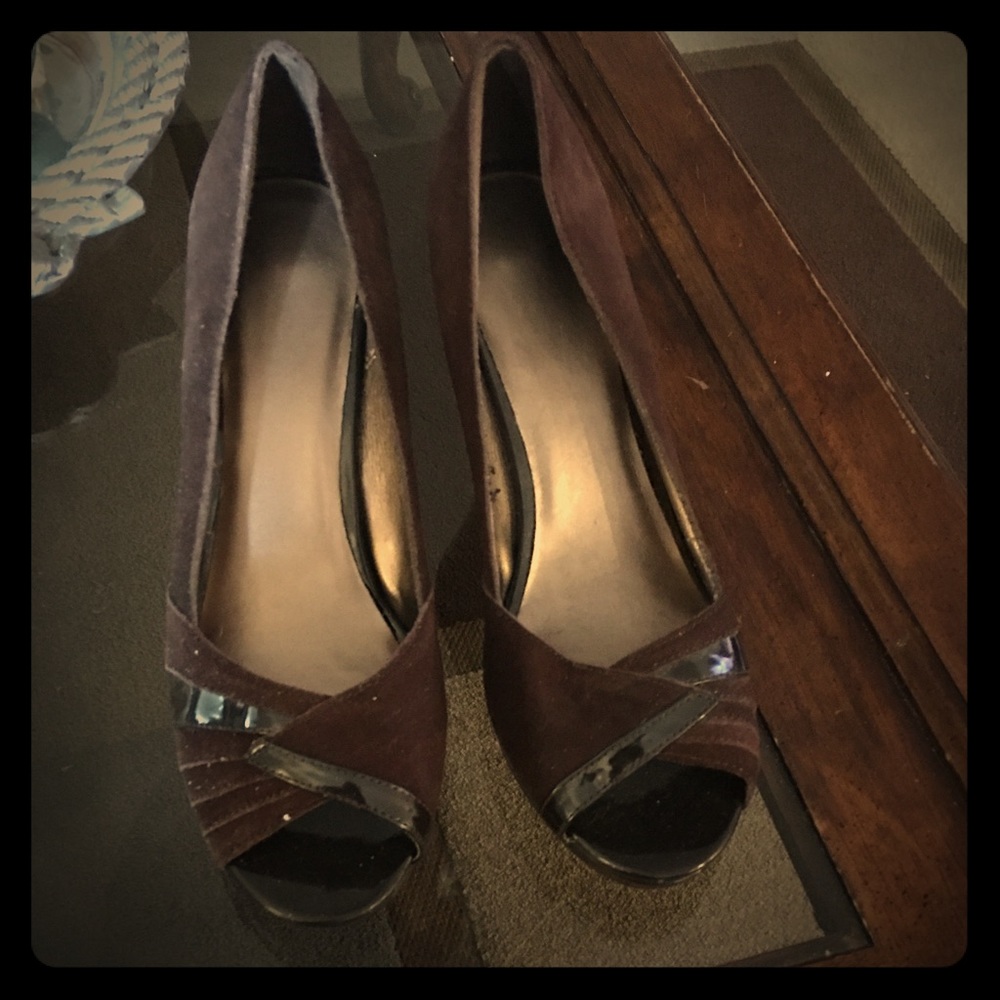 Suede open toe